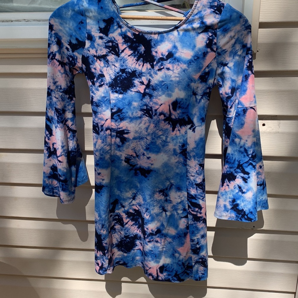 GIRL’S SIZE 12/14 JUSTICE SPRING DRESS SUPER SOFT STRETCHY TIE DYE BLUE PINK